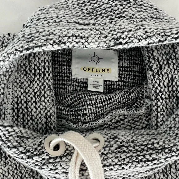 Offline by Aerie snowday mock neck sweatshirt - Picture 5 of 6